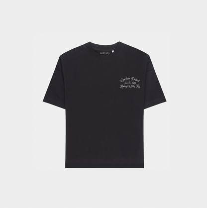 HEAVYWEIGHT T-SHIRT